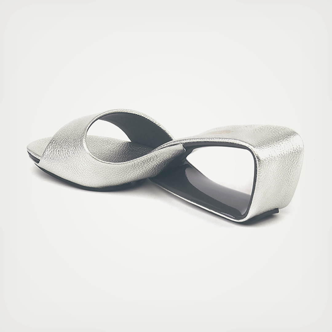 ♀本革/Cavity Heel Sandals