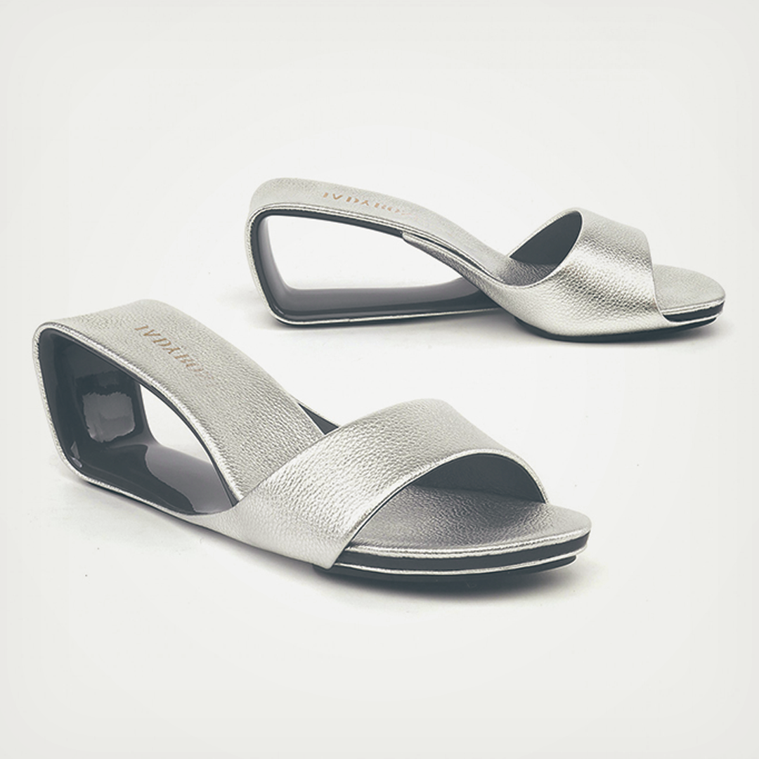 ♀本革/Cavity Heel Sandals