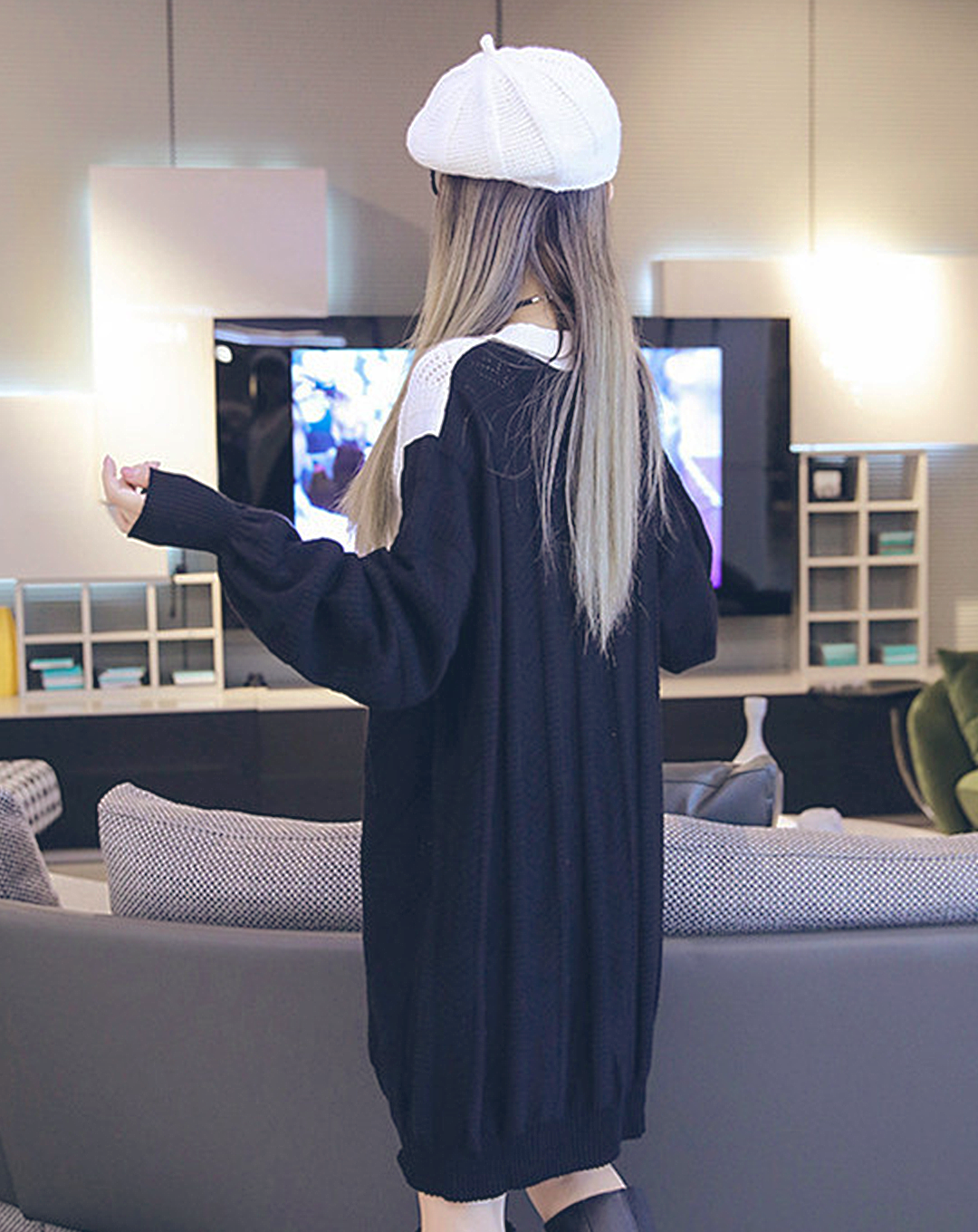 ♀V-neck Cool Loose Sweater
