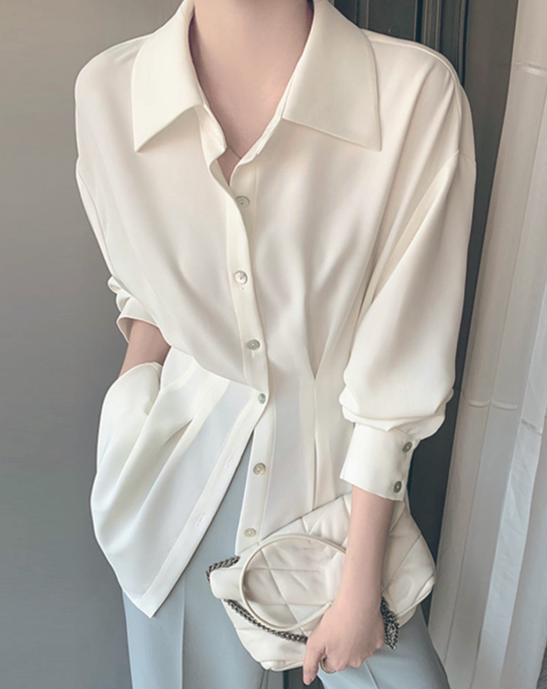 ♀Back Pleated Chiffon Shirt