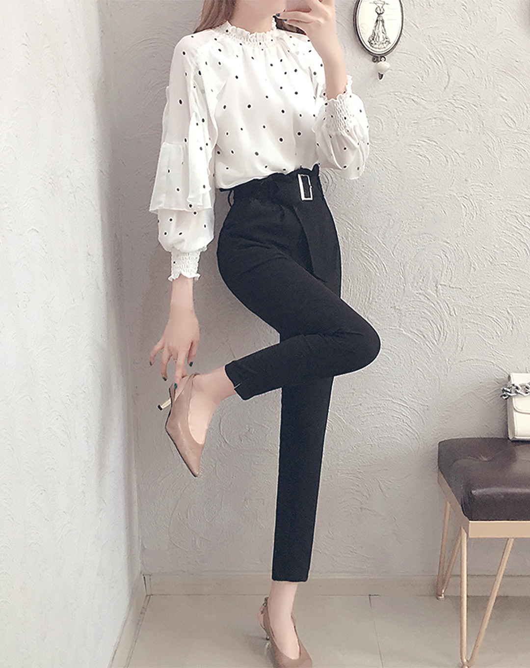 ♀Dotted Blouse & High Waist Pants