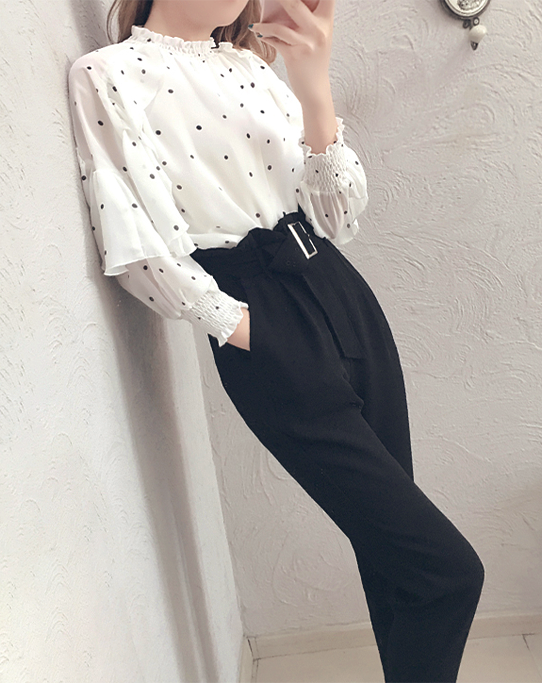 ♀Dotted Blouse & High Waist Pants