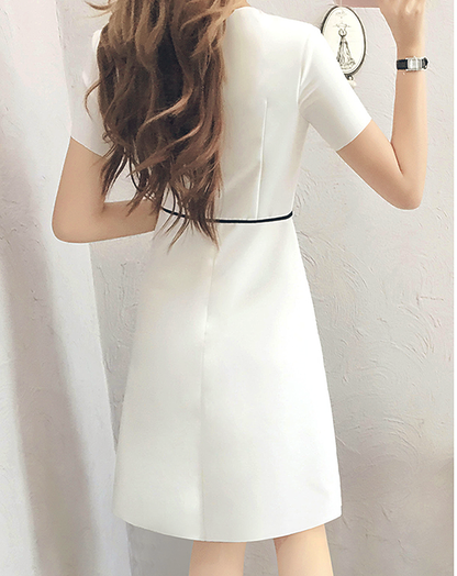 ♀Line Design Short Sleeve Dress