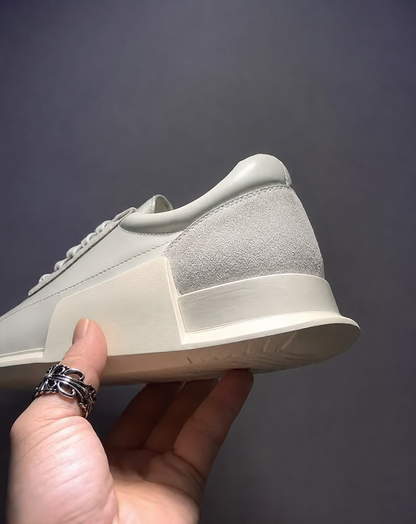 ♂♀本革／Urban Leather Unisex Sneaker