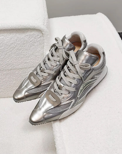 ♀本革／Metallic Sleek Pointed Sneakers