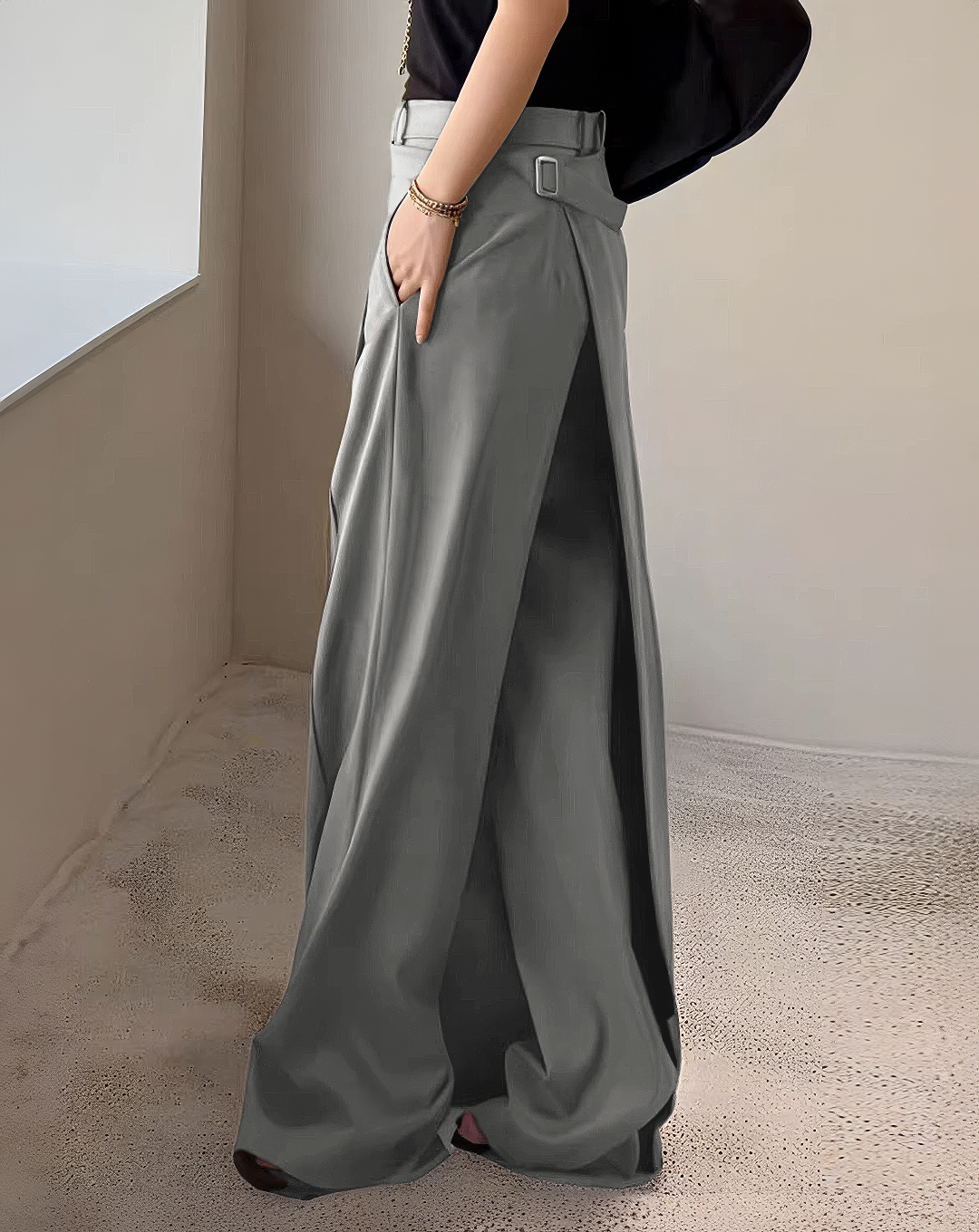 ♀Drapery Flare Pants
