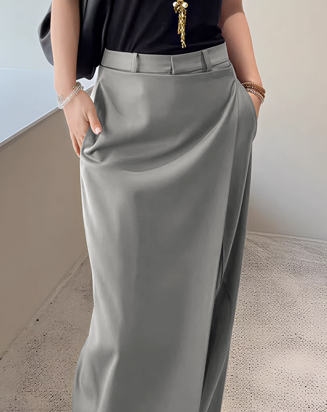 ♀Drapery Flare Pants