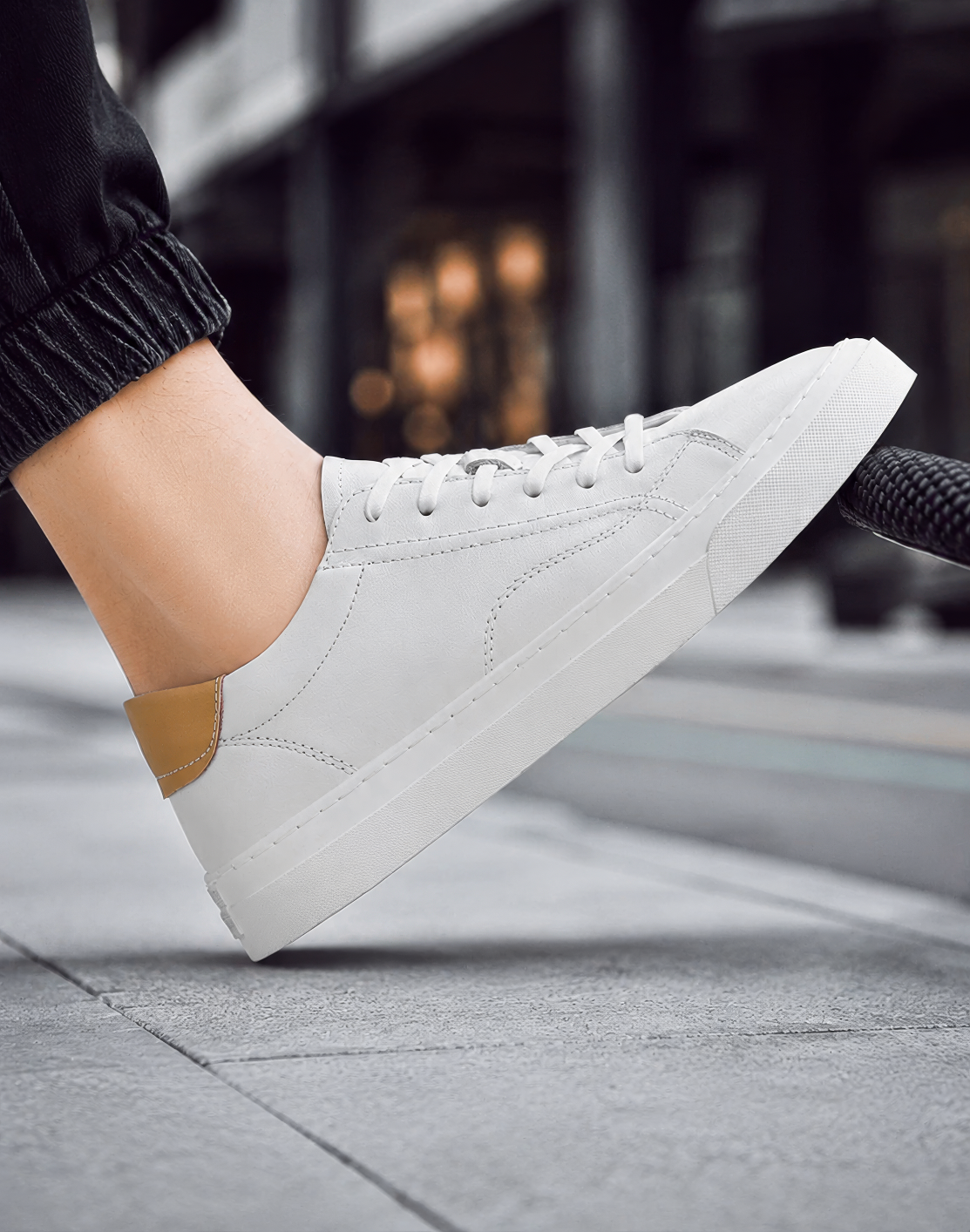 ♂♀White Flat Sneakers