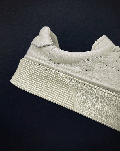 ♂♀ 本革／ White Elevate Sneakers