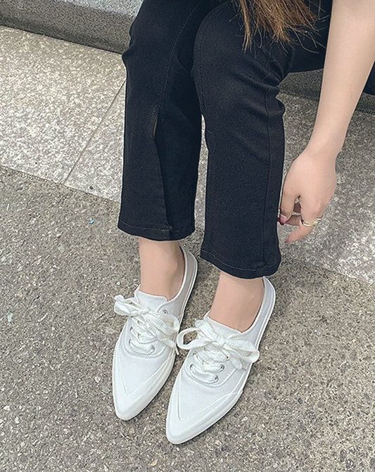 ♀Pointed Toe Canvas Sneakers