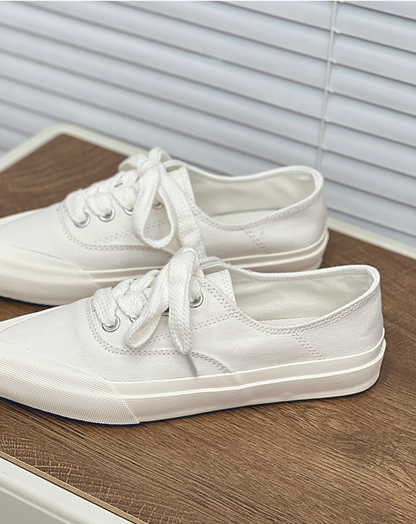 ♀Pointed Toe Canvas Sneakers