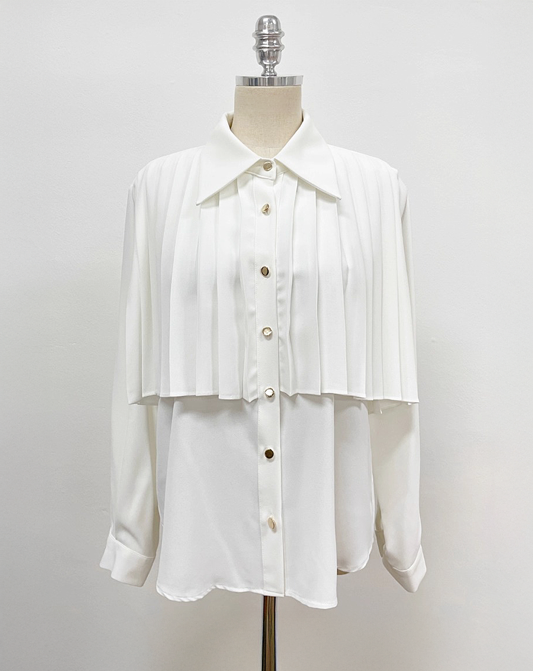 ♀Layered Pleat Blouse