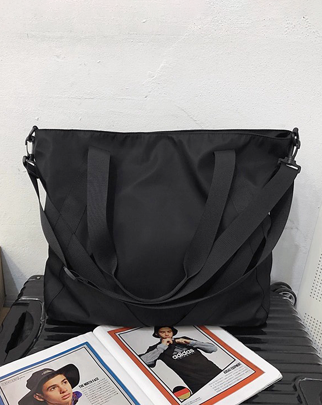 Versatile Shoulder Tote