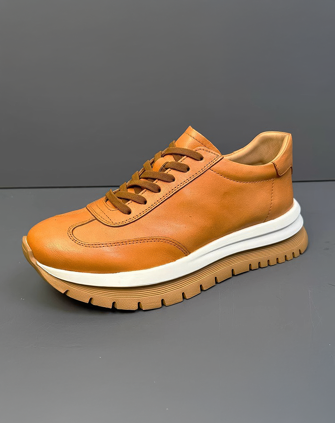 ♂♀本革／Leather Traction Sneaker