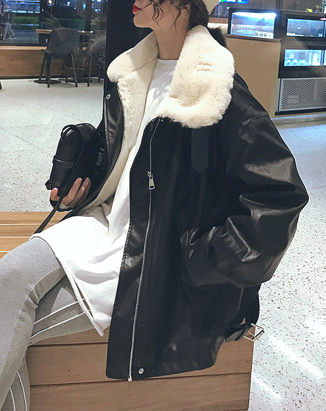 ♀Big Silhouette Mouton Jacket – SOSOS design