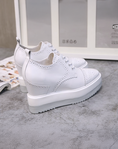 ♀本革／Wingtip Laceup Shoes