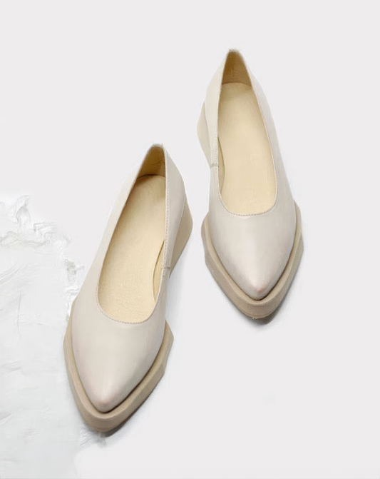 ♀本革／Pointed Toe Platform Pumps