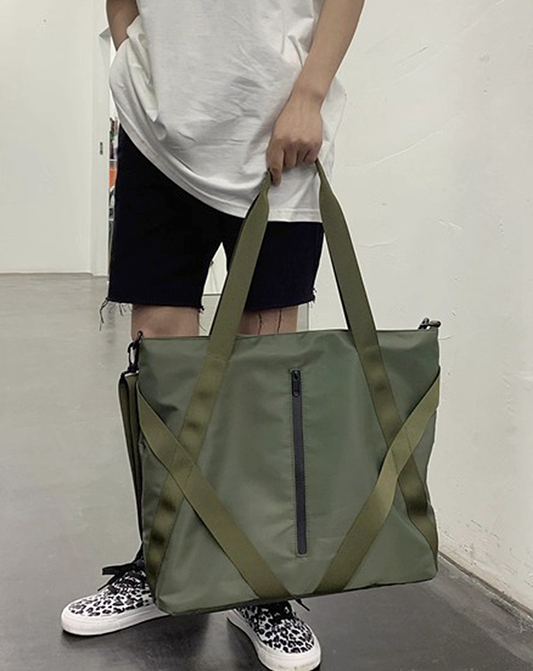 Versatile Shoulder Tote