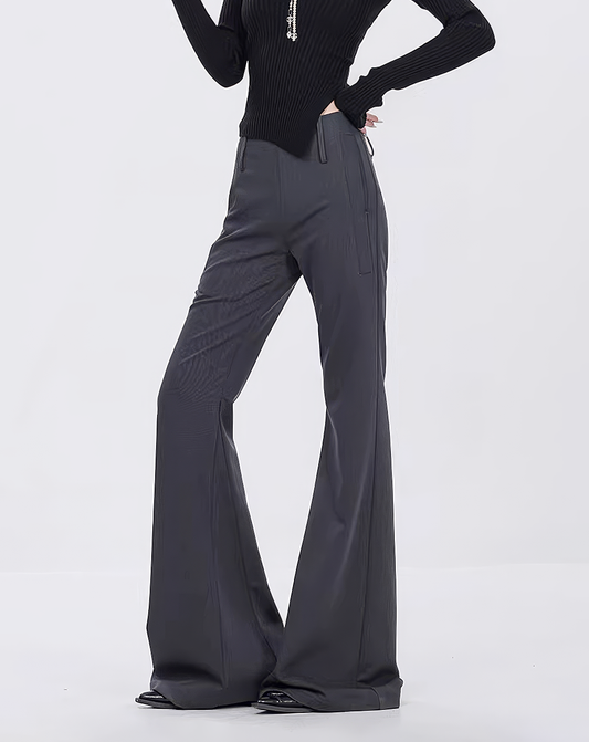 ♀Sculptural Flare Leg Pants