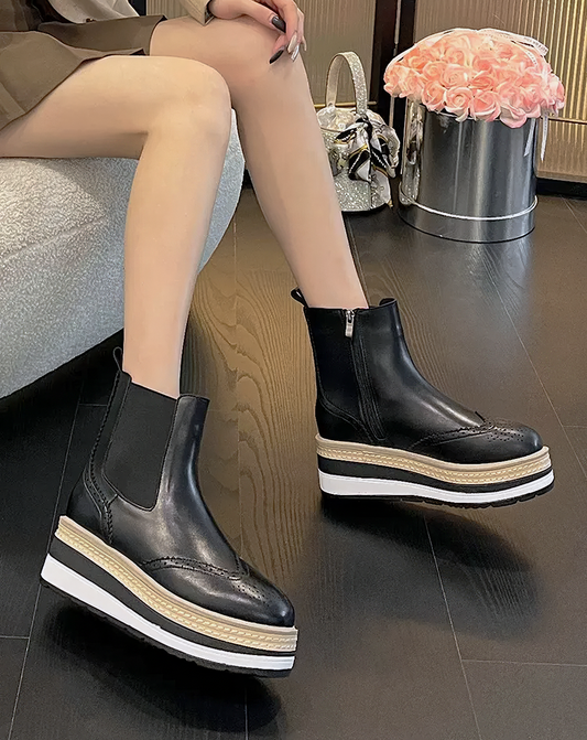 ♀Layered Sole Chelsea Boots