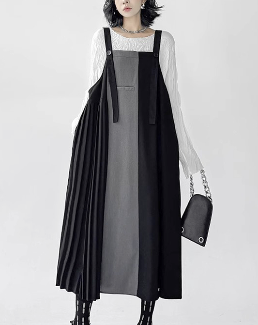 ♀Pleated Jumper Skirt