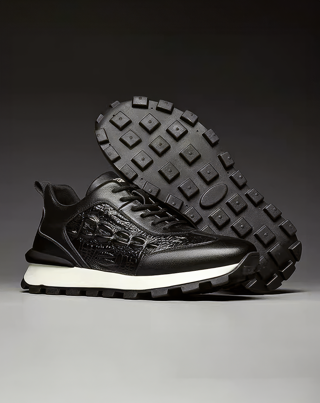 ♂♀本革／Exotic Leather Sneaker