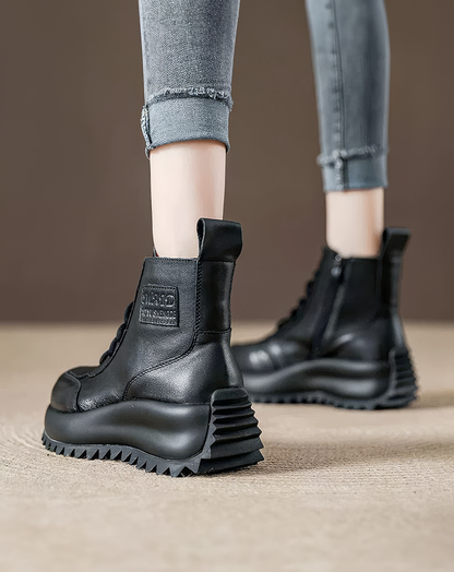 ♀本革／Chunky Shark Sole Boots