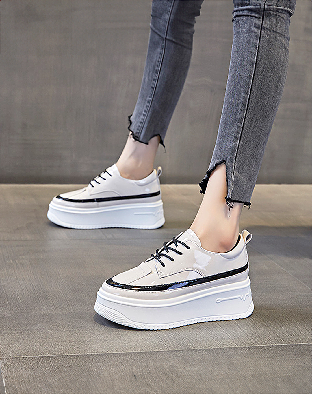 ♀Lace-up Platform Leather Sneakers