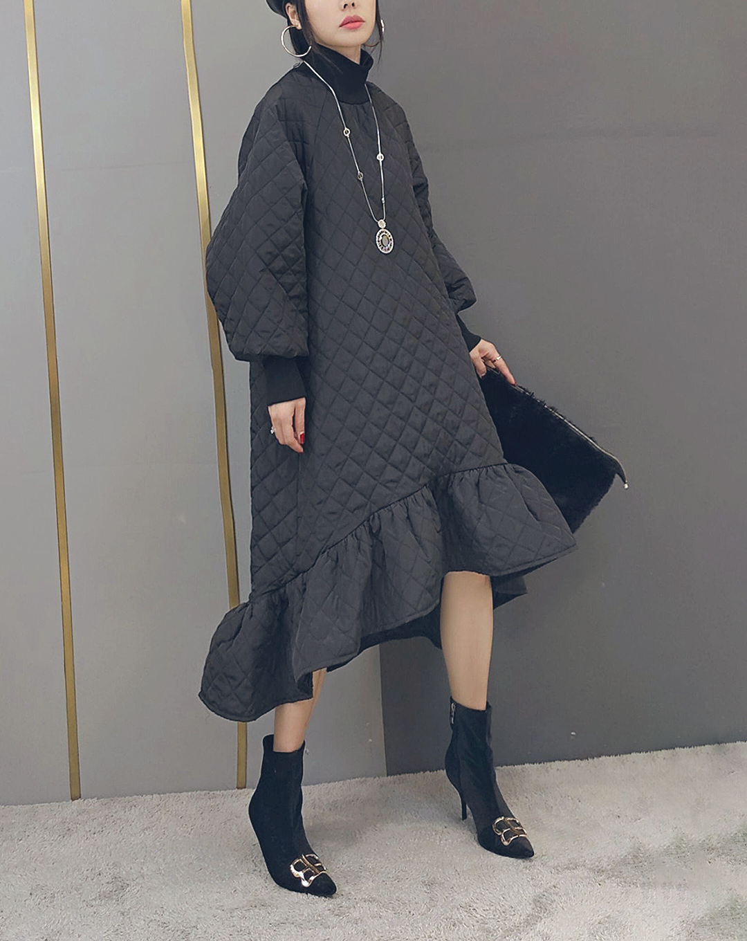 ♀High Neck Quilted Dress