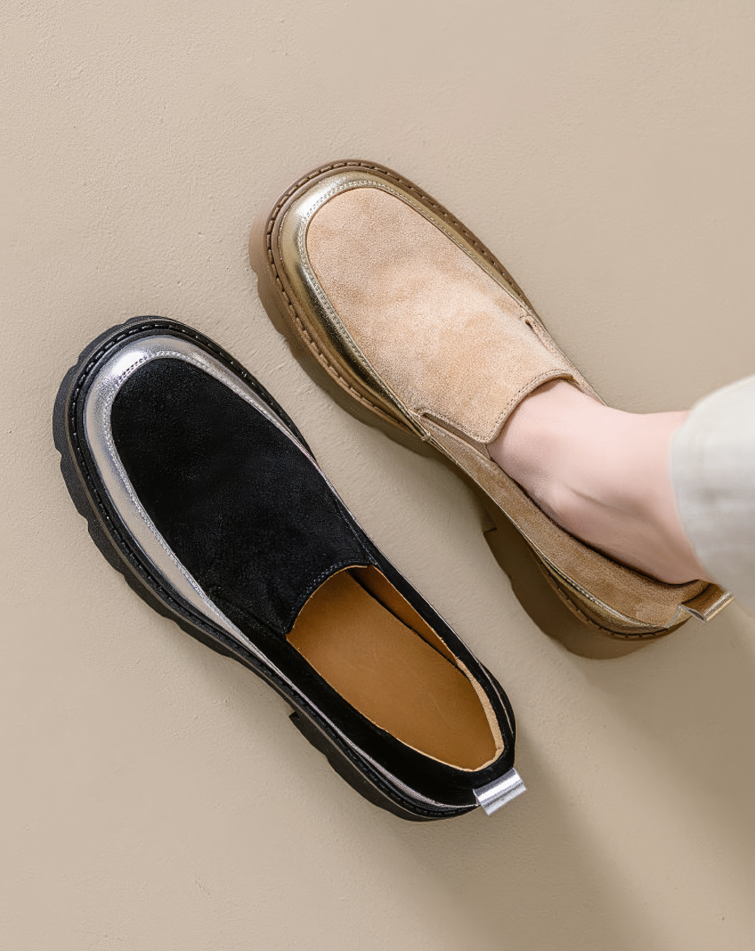 ♀本革／Metallic Trim Rugged Loafers