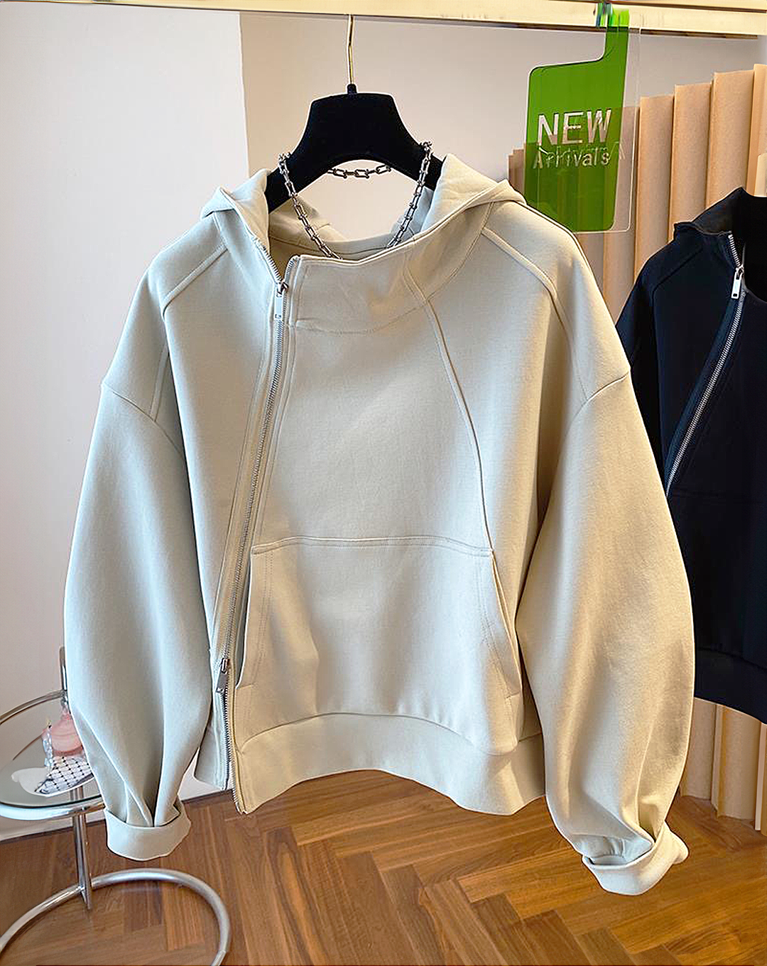 ♀Diagonal Zip Hoodie