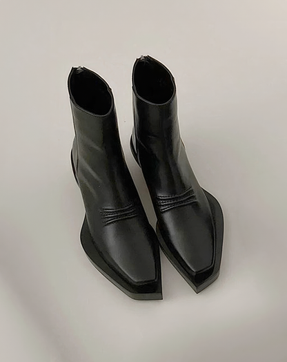 ♀Sharp Toe Black Boots