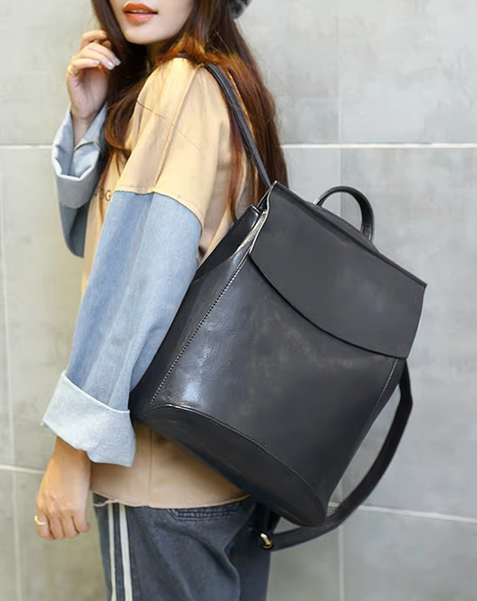 本革／Leather Flap Backpack