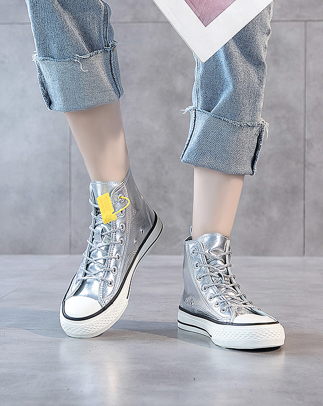 ♀Silver Color High Cut Sneakers