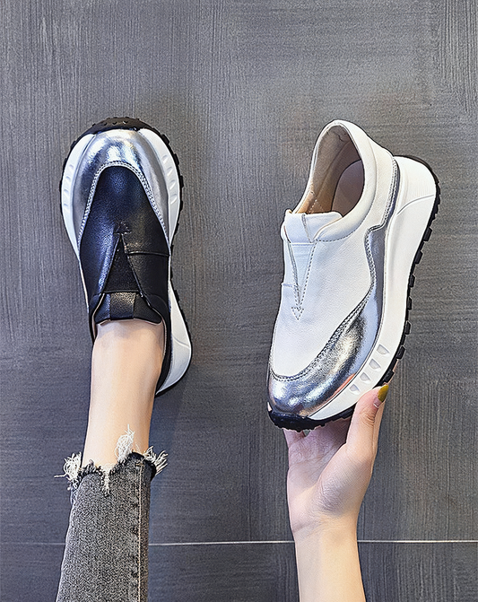 ♀Metallic Trim Wedge Slipons