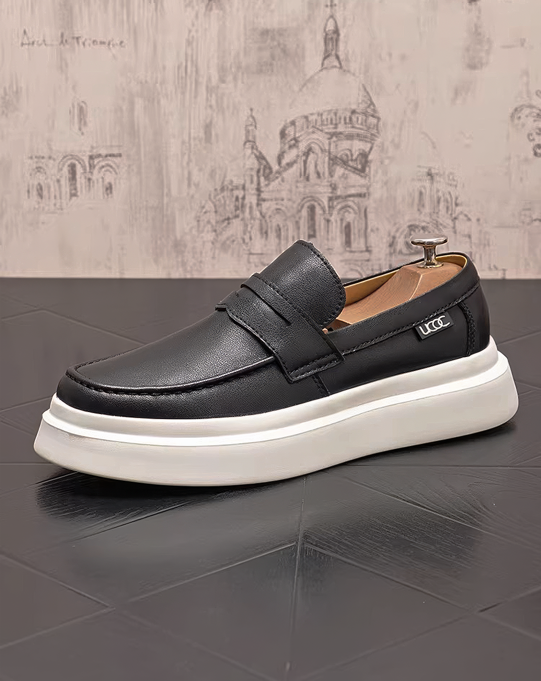 ♂♀Sleek Mono Chrome Loafer