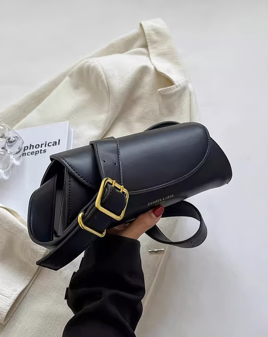 ♀本革／Leather Baguette Bag