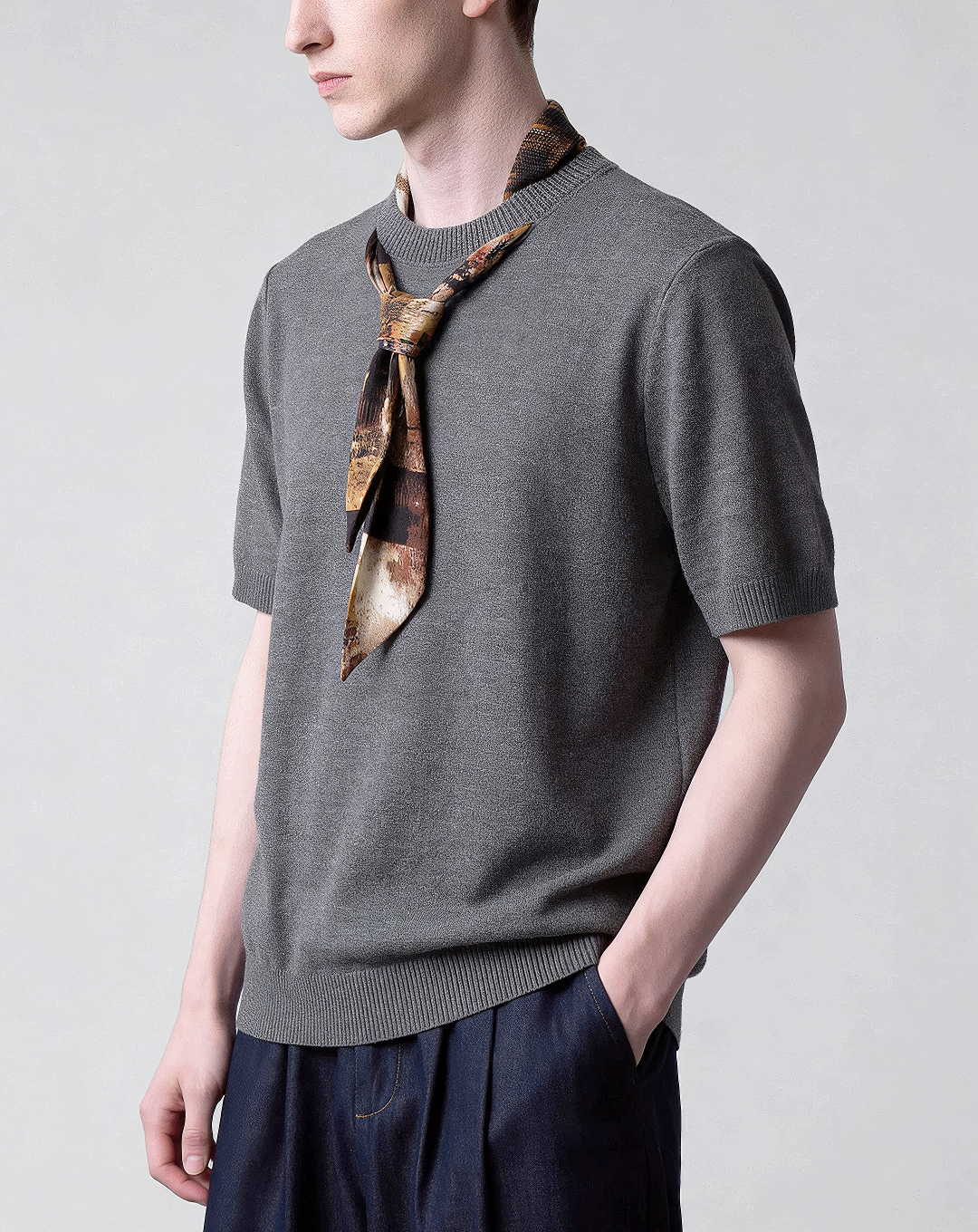 ♂♀Attached Scarf Knit Tee