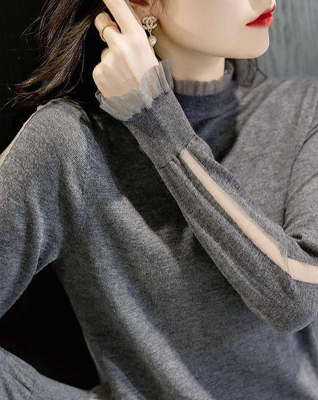 ♀Sheer Sleeve Knit