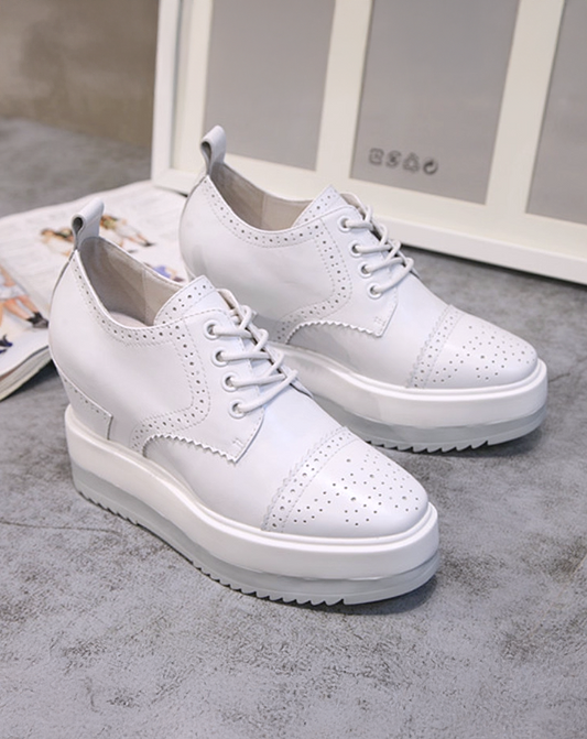 ♀本革／Wingtip Laceup Shoes