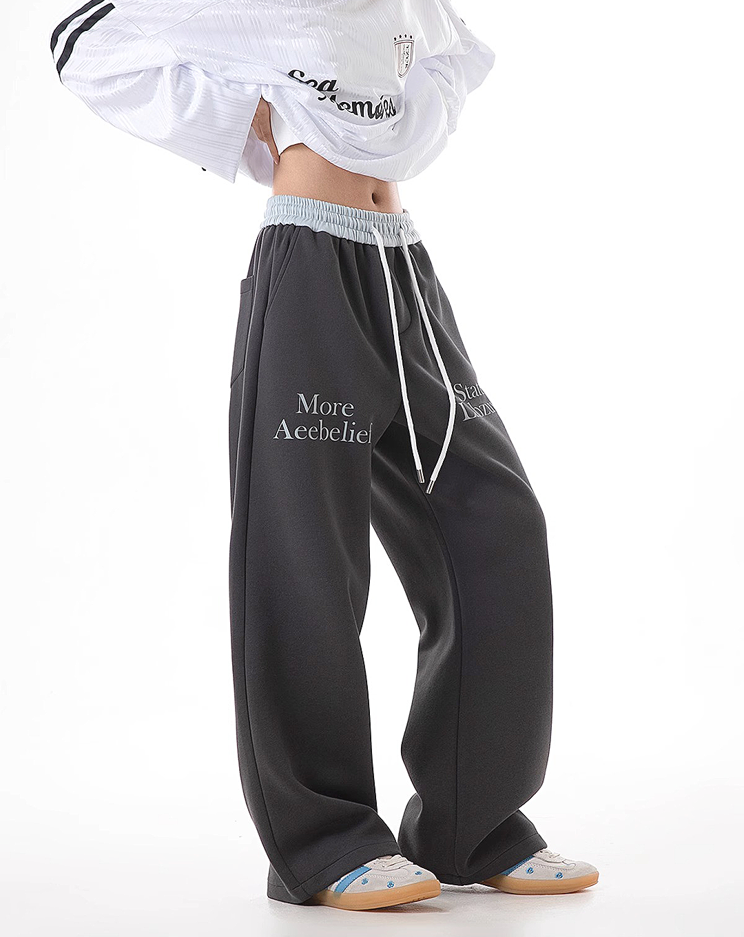 ♀Front Logo Sweatpants