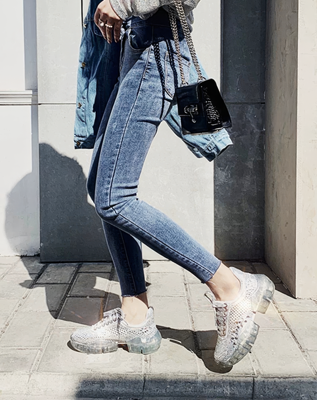 ♀Silver Rhinestone Sneakers