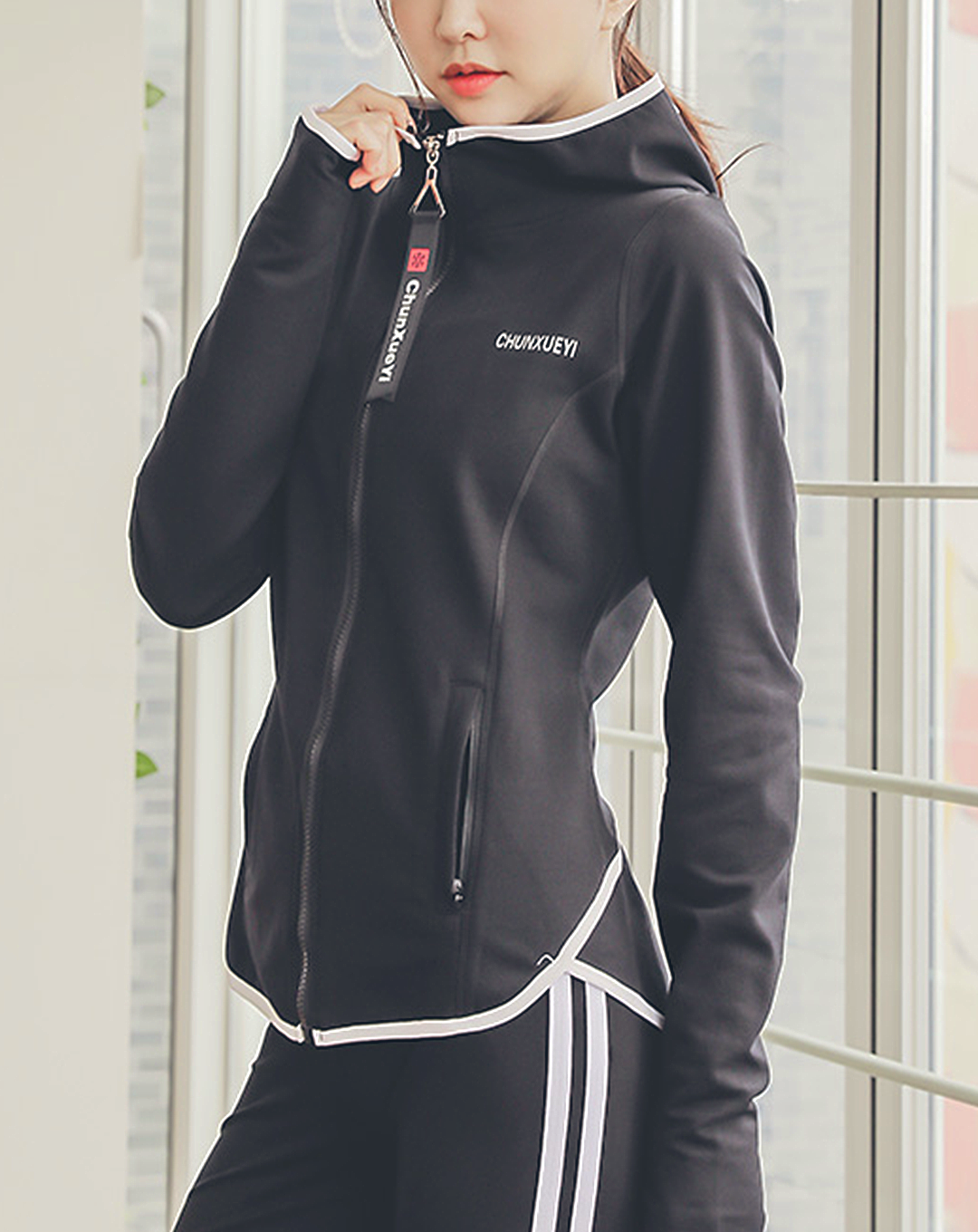 ♀Zip-Up Fit Hooded Jacket