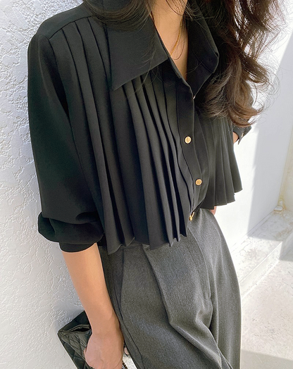 ♀Layered Pleat Blouse