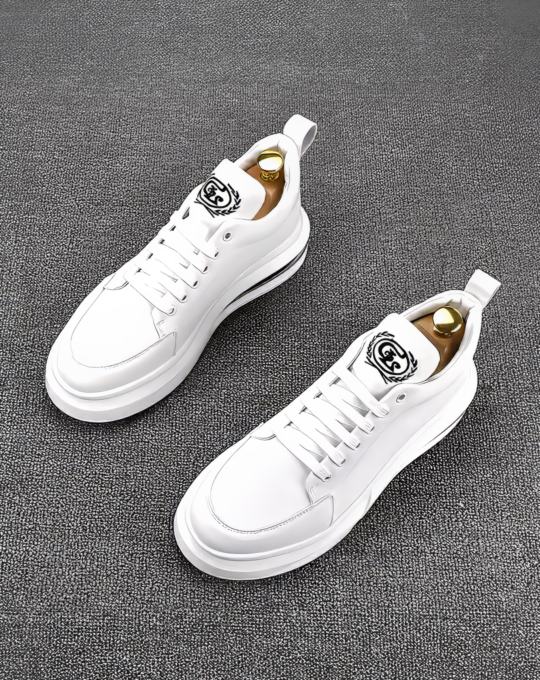 ♂♀本革／Vision White Aero Sneakers