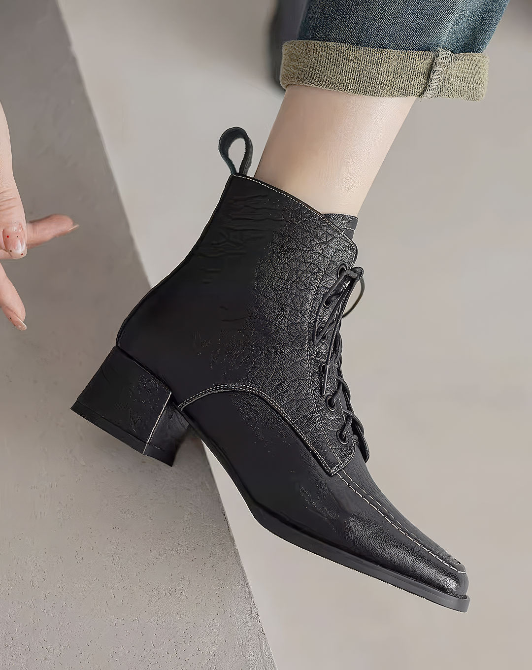 ♀本革／Stitched Square Toe Boots