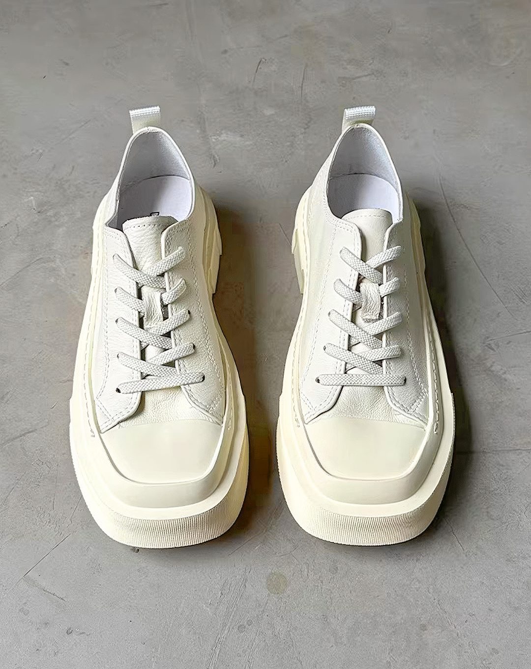 ♂♀本革／Square Toe Leather Sneakers