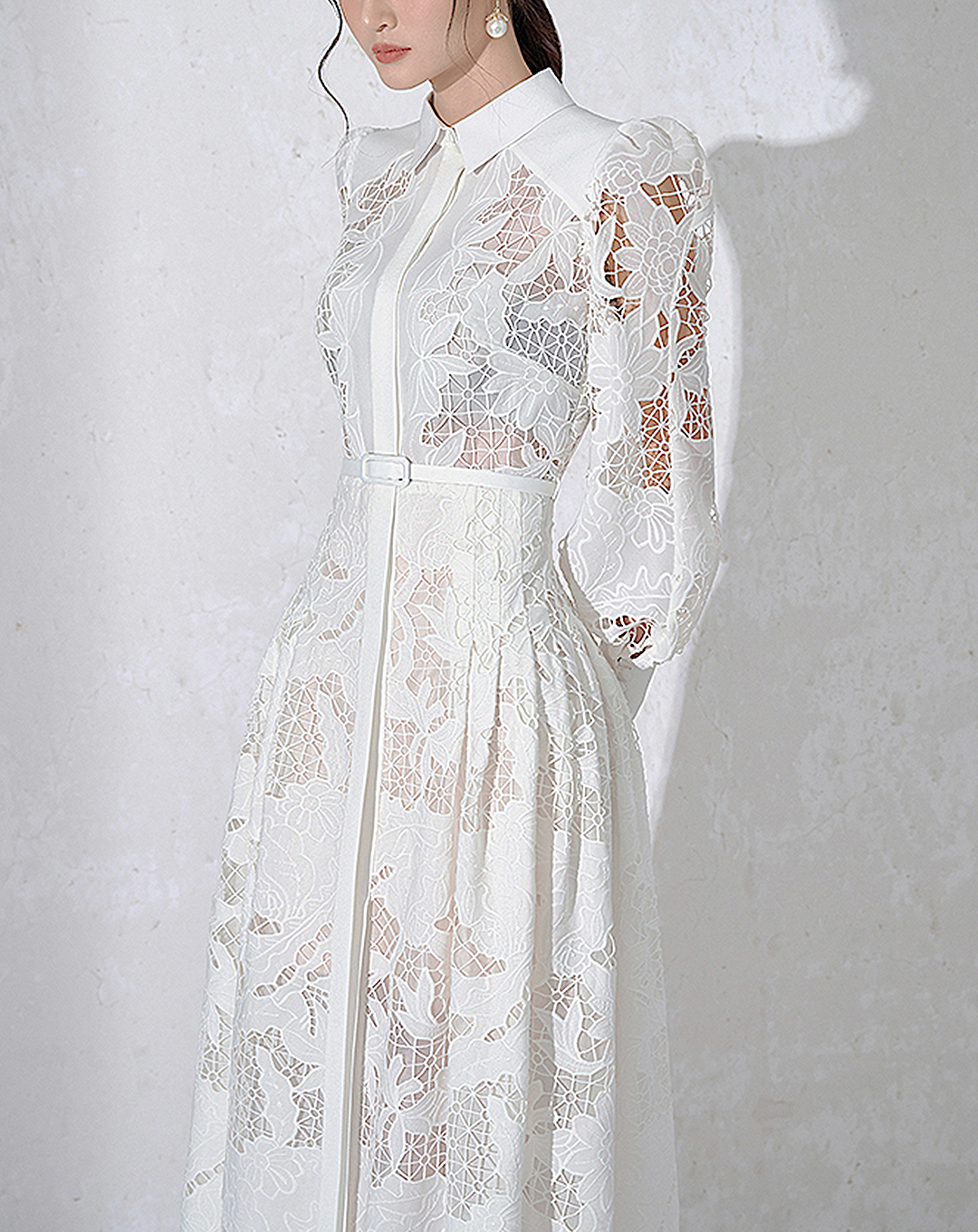 ♀White Lace Dress