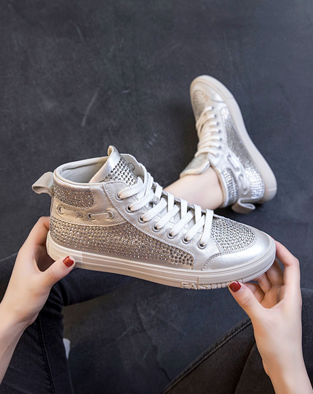 ♀Rhinestone High Cut Sneakers