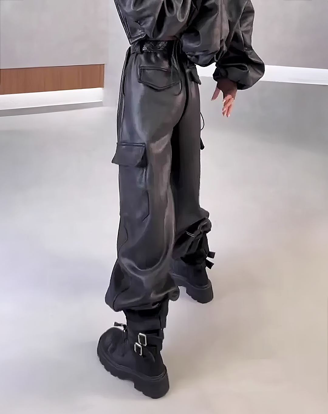 ♀Leather Cargo Pants